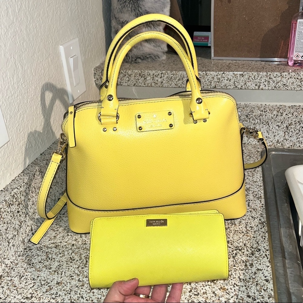 Kate Spade medium yellow handle purse with matching wallet